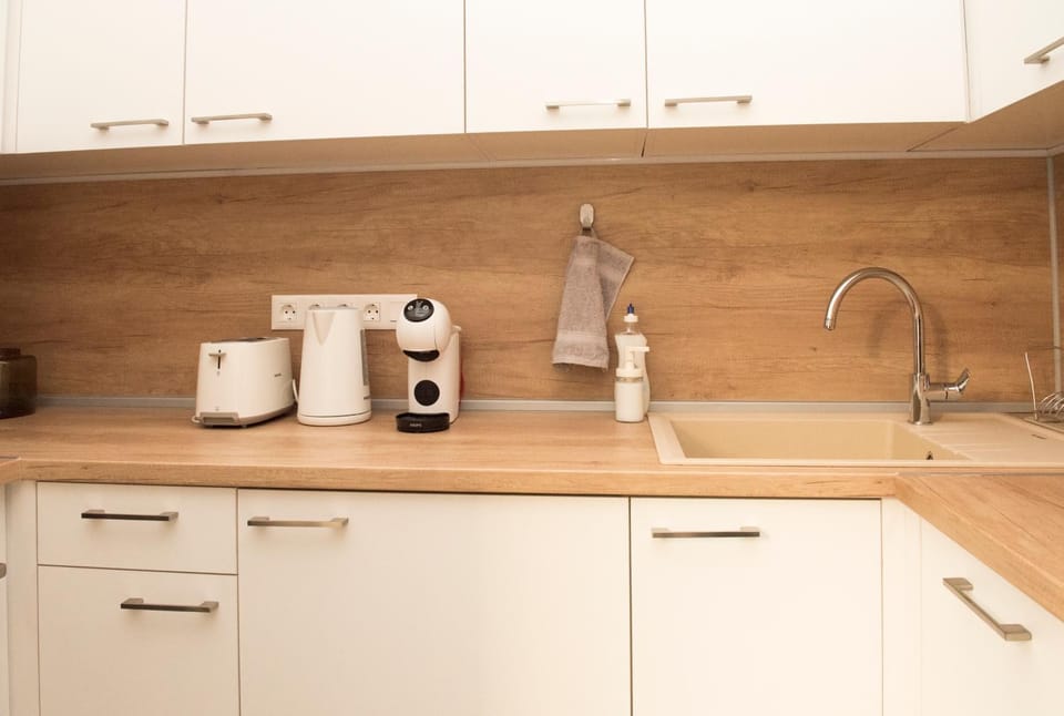 Coffee/tea facilities, Kitchen or kitchenette