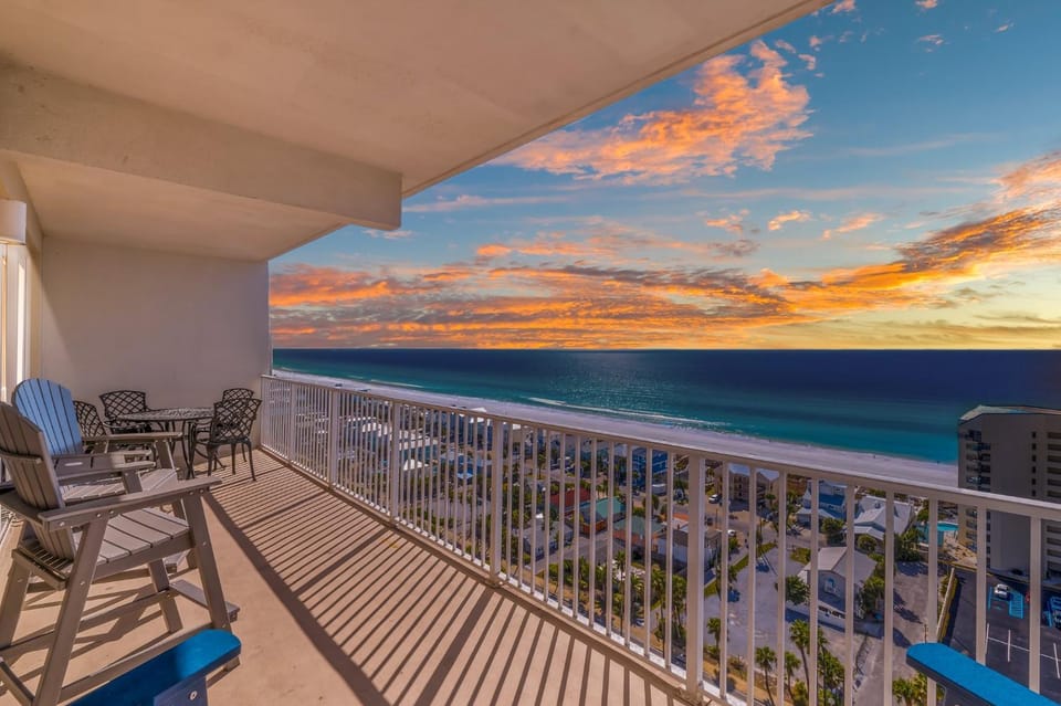 Stunning Ocean Views! Resort Beach Condo! Sleeps 8! by Dolce Vita Getaways PCB Apartment in Panama City Beach