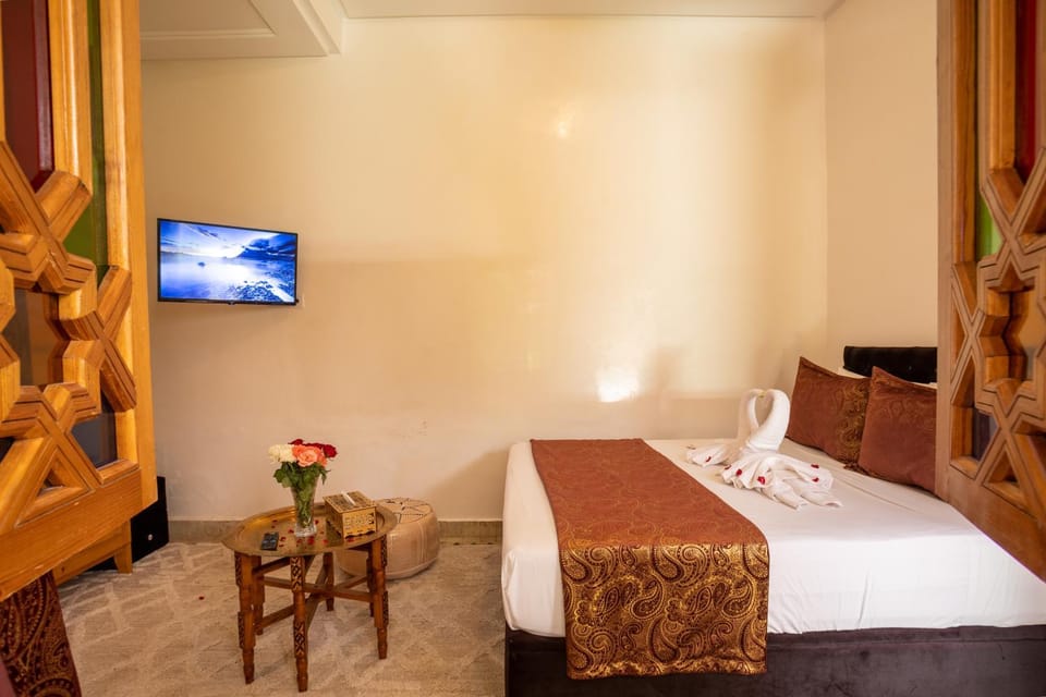 Riad Petite Rose avec piscine Riad in Marrakesh