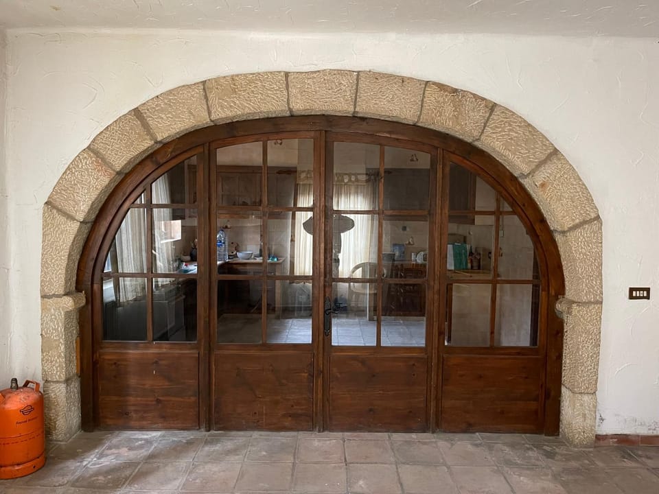 Kitchen or kitchenette, kitchen