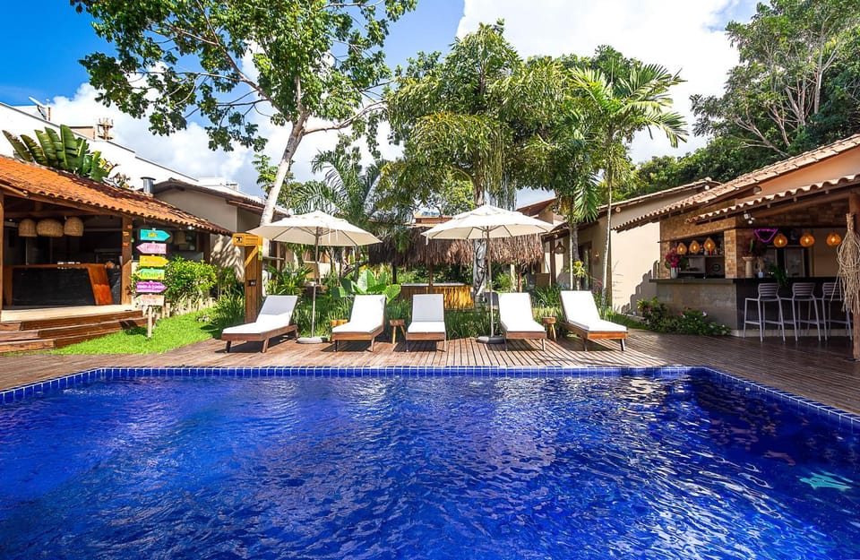 Property building, Patio, Spring, Day, Garden, Garden view, Pool view, Swimming pool, sunbed