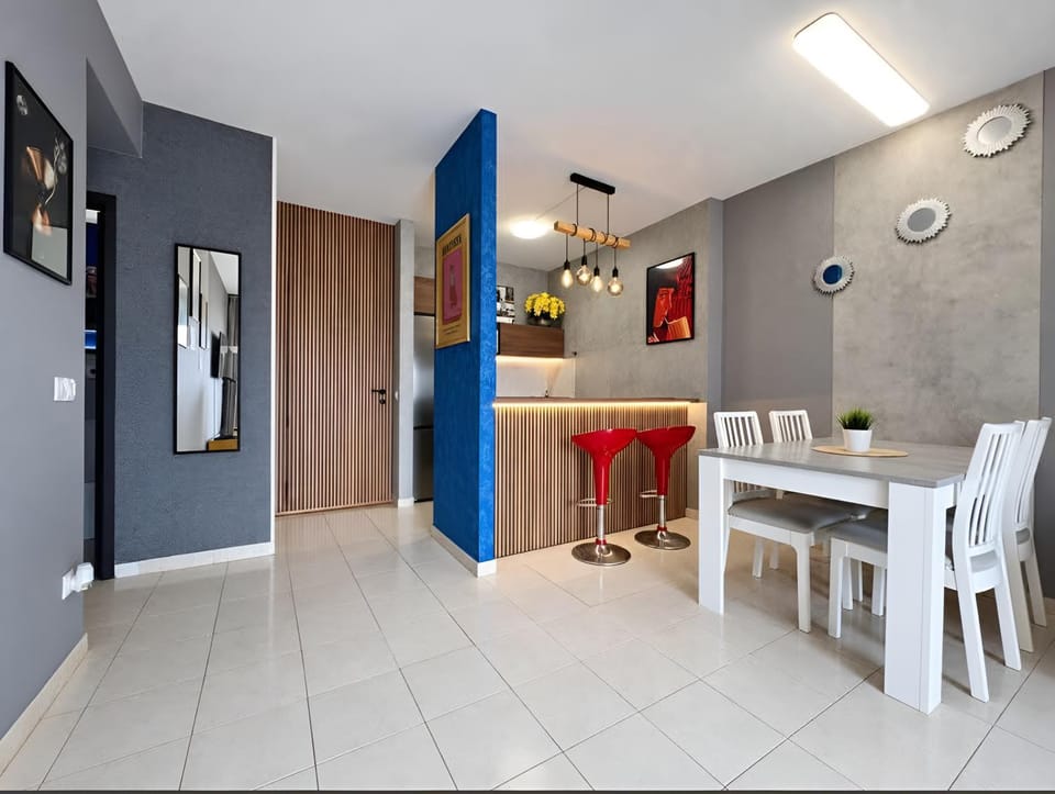 Skyline View Apartment - FREE PRIVATE Parking HIGH speed Wi-Fi Apartment in Canary Islands