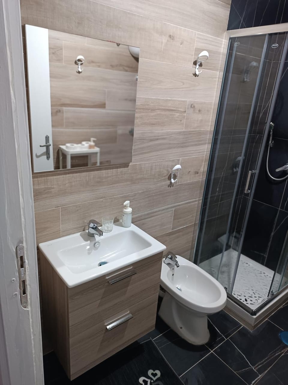 Bathroom, bidet