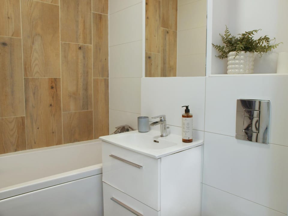Apartament Rondo ONZ Apartment in Warsaw