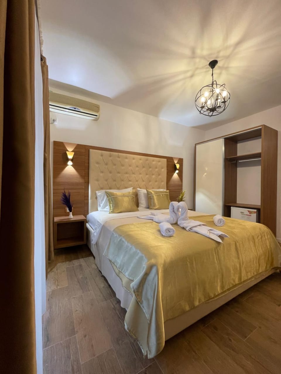 Bed, Photo of the whole room, Bedroom, towels, wardrobe