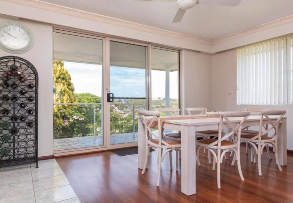 View (from property/room), Dining area
