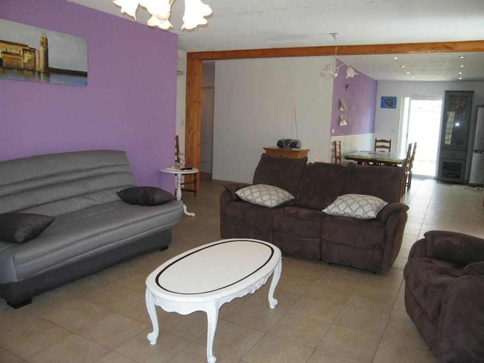 Villa 4 pièces, 10 couchages, jardin, terrasses, à 900m de la plage, Saint-Cyprien - FR-1-106-35 Villa in Saint-Cyprien