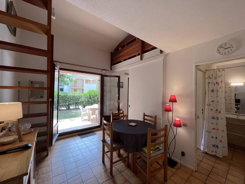 Villa T2 Mezzanine 6 pers avec Jardin, Piscine, Proche Plage - Saint-Cyprien - FR-1-106-27 Villa in Saint-Cyprien