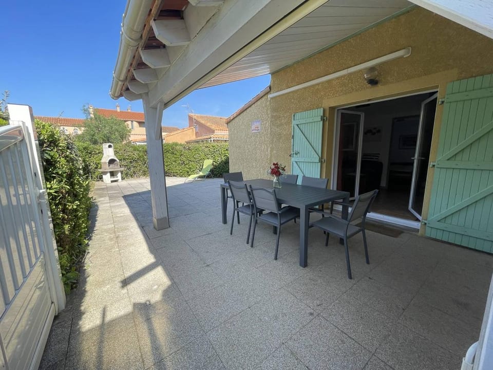 Charmante Villa 3P, Clim, Piscine, Tennis, à 200m Plage, Saint-Cyprien - FR-1-106-58 Villa in Saint-Cyprien