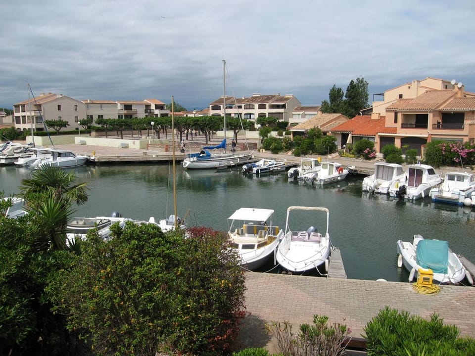 T3 Mezzanine 6 Pers, Parking, Animaux Ok, Proche Plage - FR-1-106-70 Apartment in Saint-Cyprien