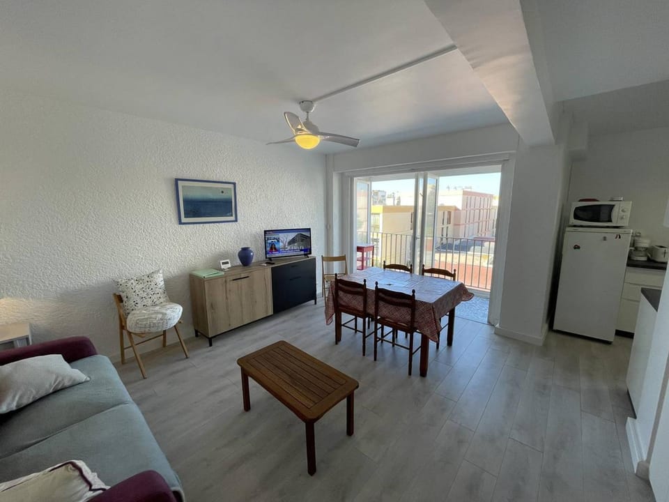 T2 cabine rénové, animaux admis, parking sécurisé, proche plage et port - Saint-Cyprien - FR-1-106-69 Cabin in Saint-Cyprien
