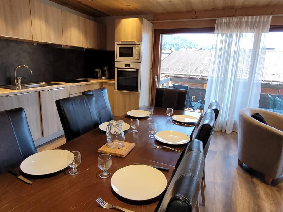 Appartement rénové au pied des pistes avec parking et wifi, 3 chambres Apartment in Les Gets