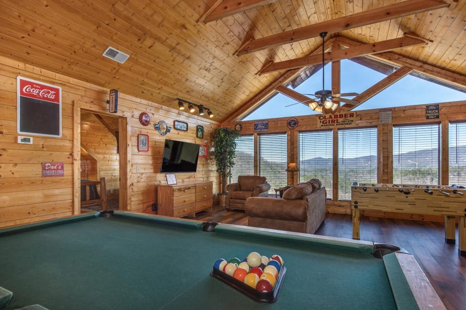 Royal Vista Lodge cabin Cabin in Pigeon Forge