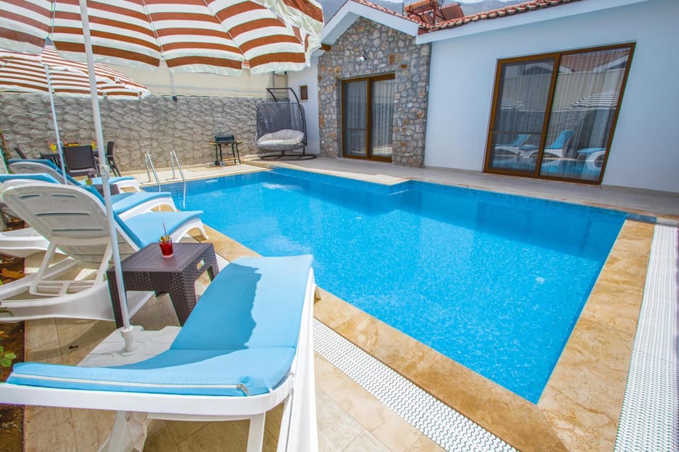 Patio, Swimming pool
