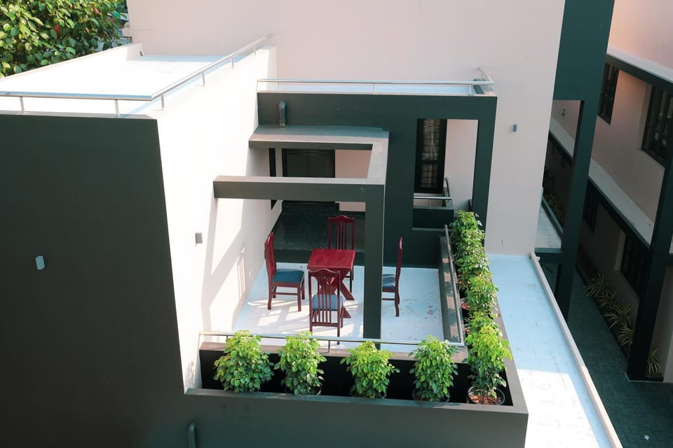 Property building, Balcony/Terrace