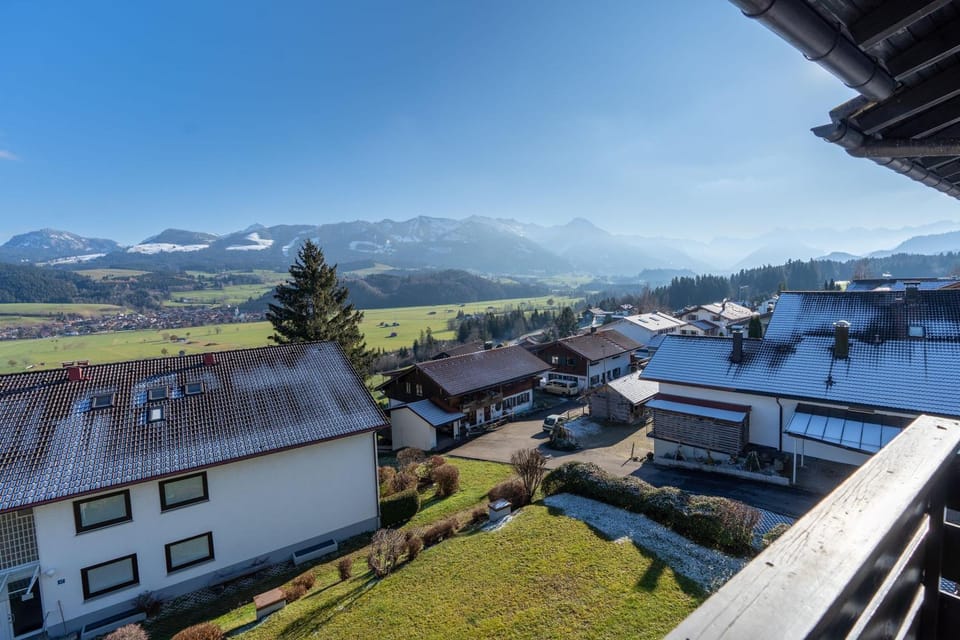 View (from property/room), Balcony/Terrace, Mountain view