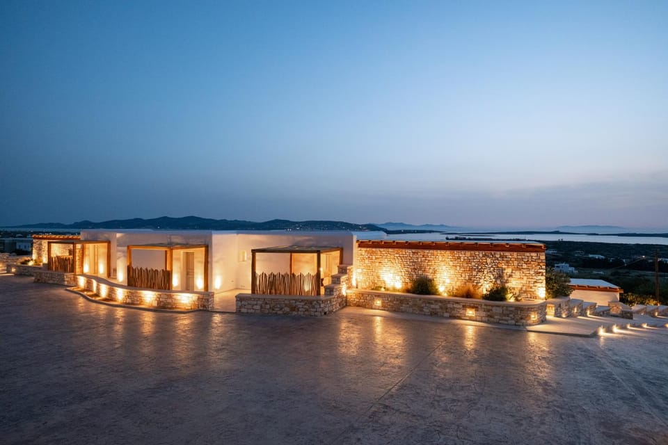 Utopia Suites by Anna Platanou Hotel in Paros, Greece