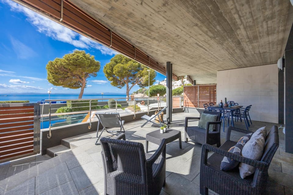 View (from property/room), Balcony/Terrace