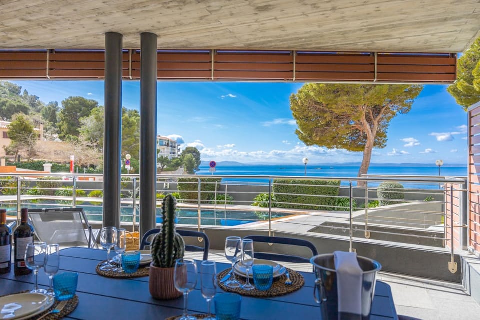 View (from property/room), Balcony/Terrace