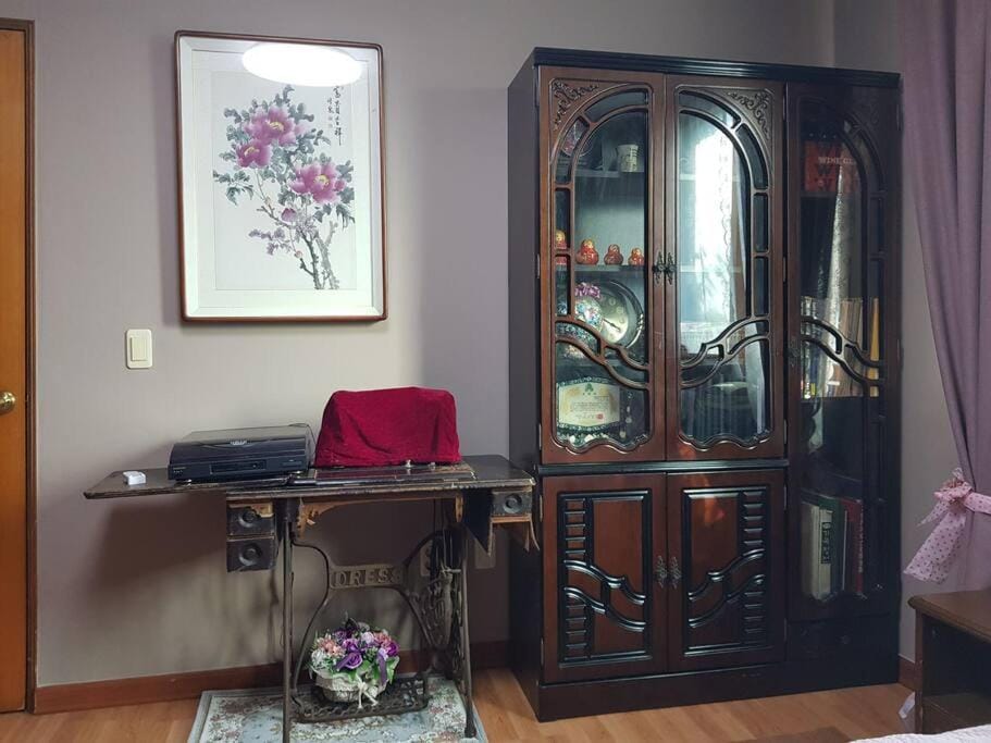 Here and Now Guesthouse - Foreigner Only Bed and Breakfast in South Korea