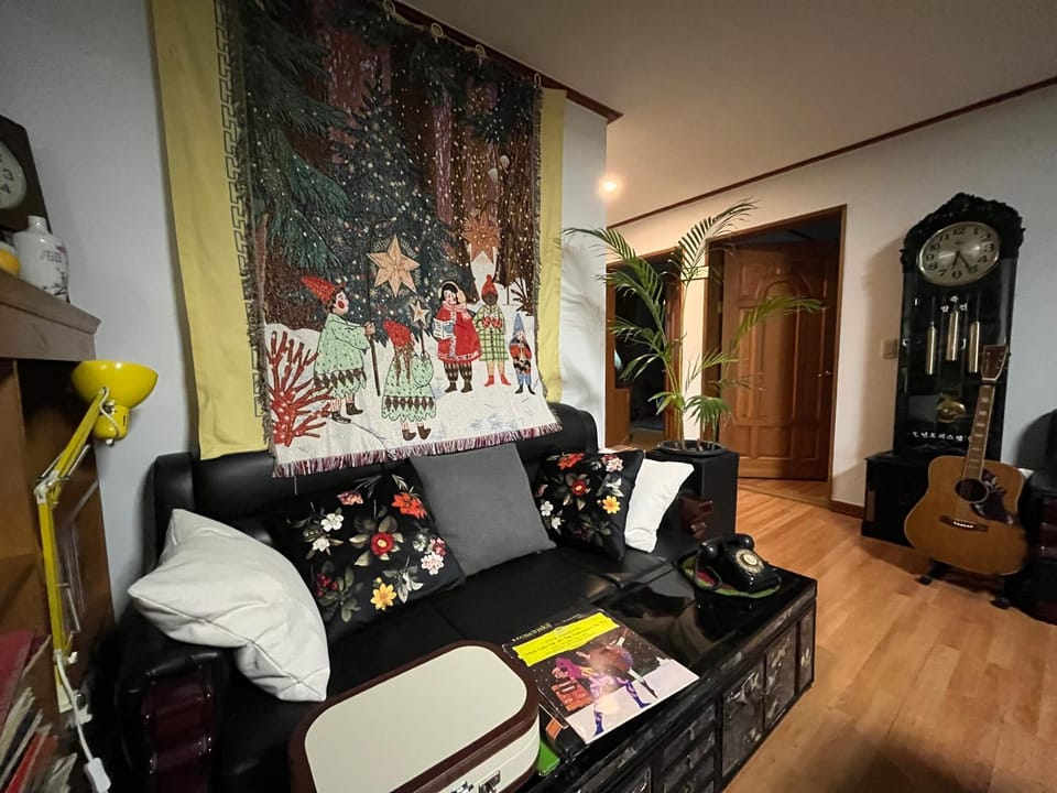 Seating area
