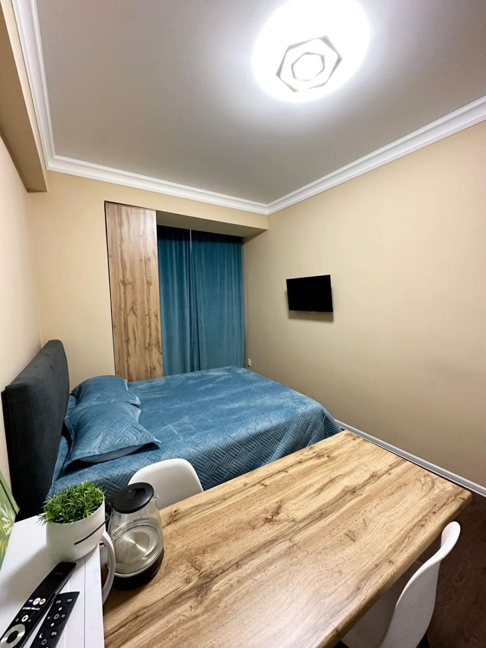 1-комнатная квартира в новом ЖК возле Центрального стадиона Apartment in Almaty