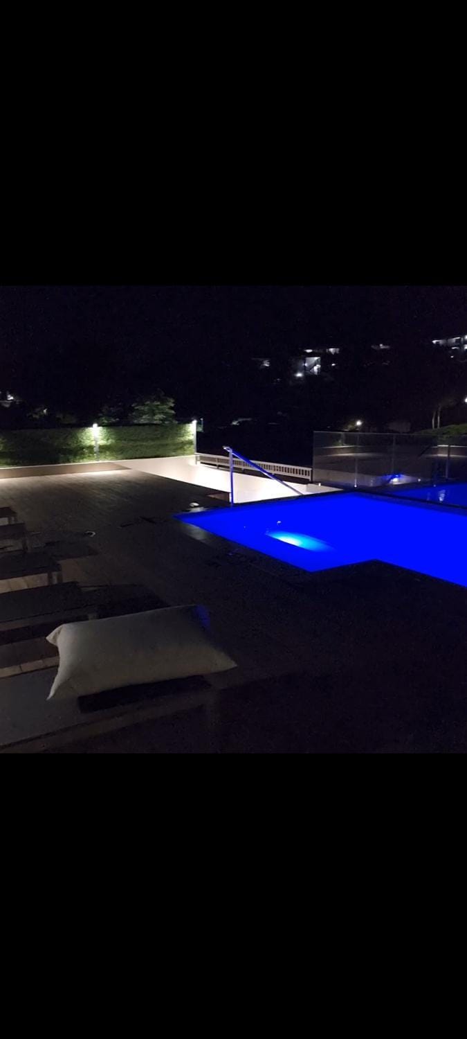 Night, Pool view