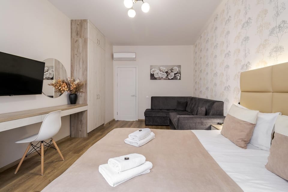 Bed, Living room, Bedroom