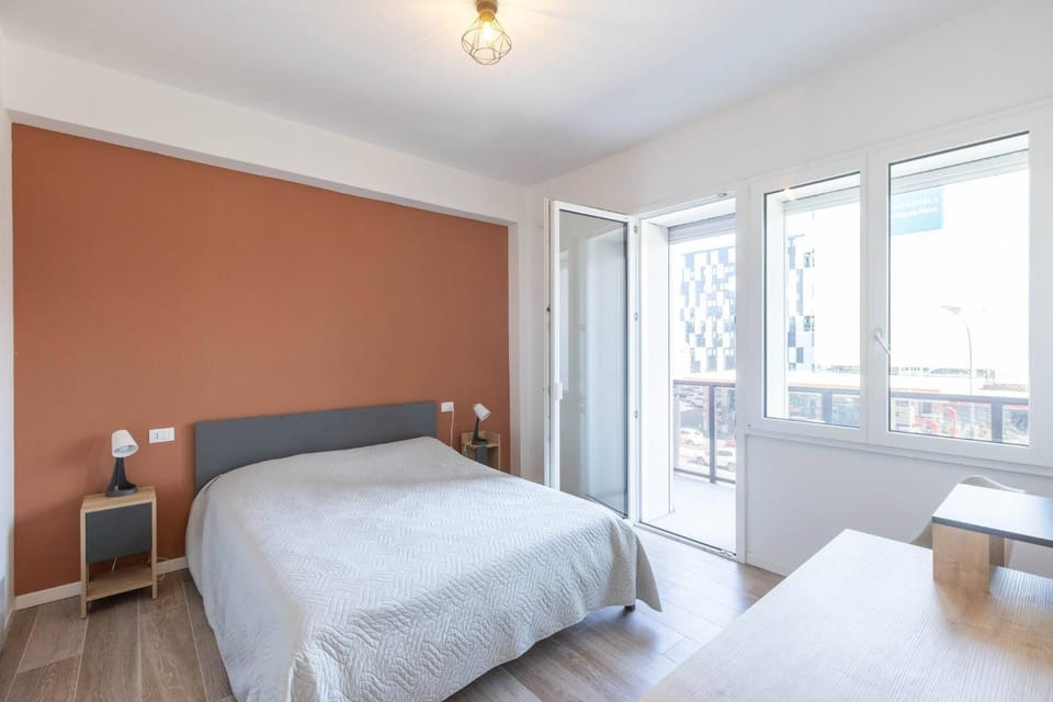 Bed, Bedroom