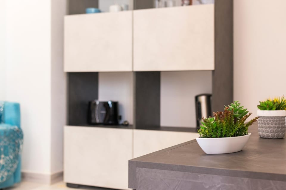 Coffee/tea facilities, Living room