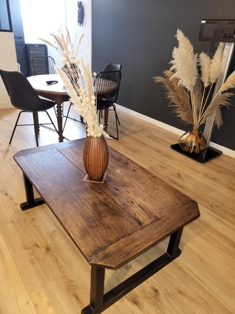 Black and White - Joli appart à Tours Apartment in Joué-lès-Tours