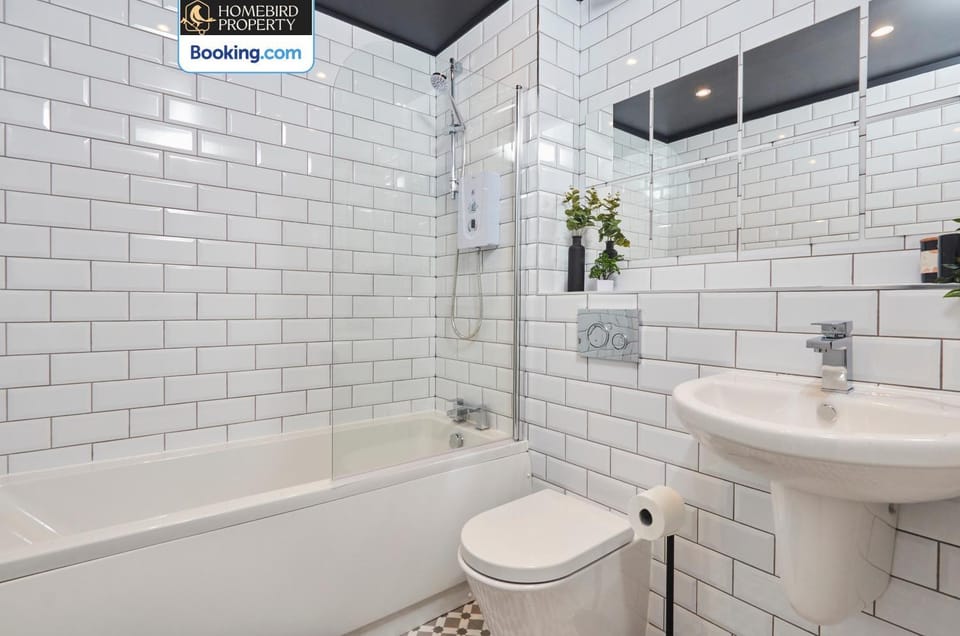 Toilet, Bathroom, Bath, towels