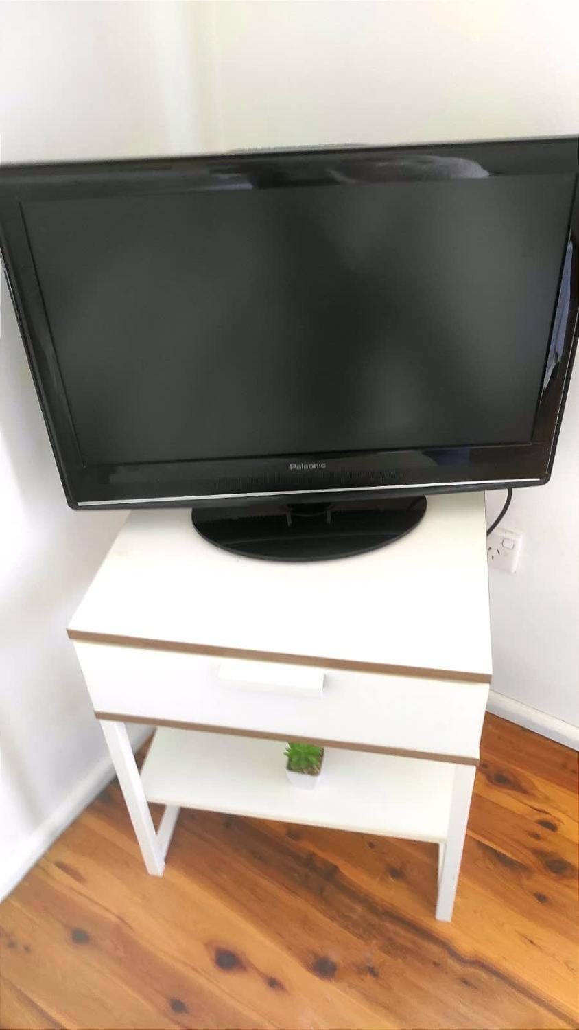 Lovely Queen Room + TV +Wifi FREE Parking Pet Friendly Vacation rental in Sydney