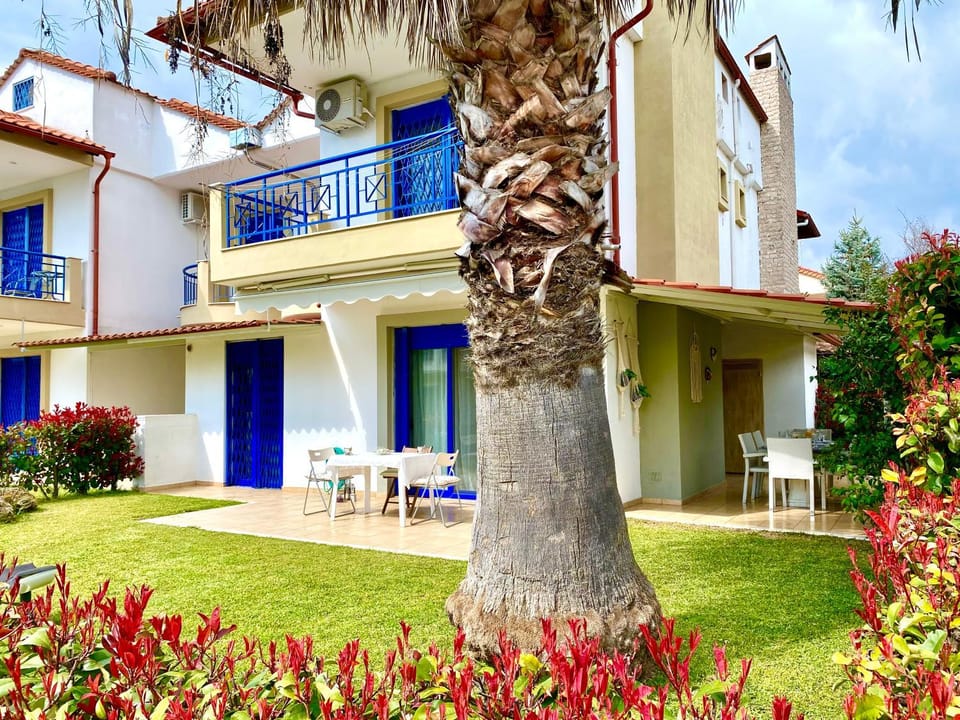 Day, Garden, Balcony/Terrace