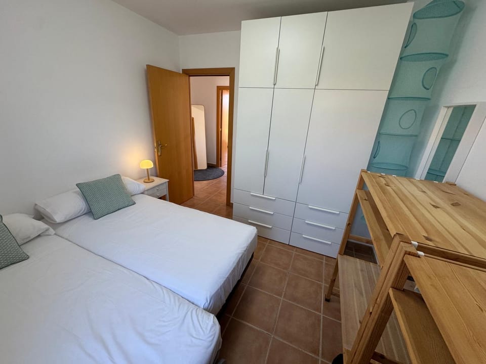 Bed, Bedroom, wardrobe