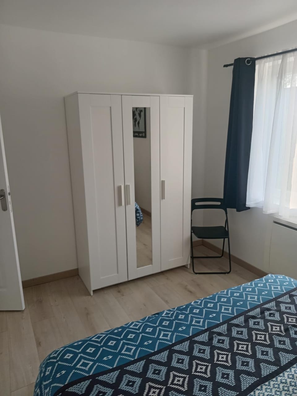 Bedroom, wardrobe