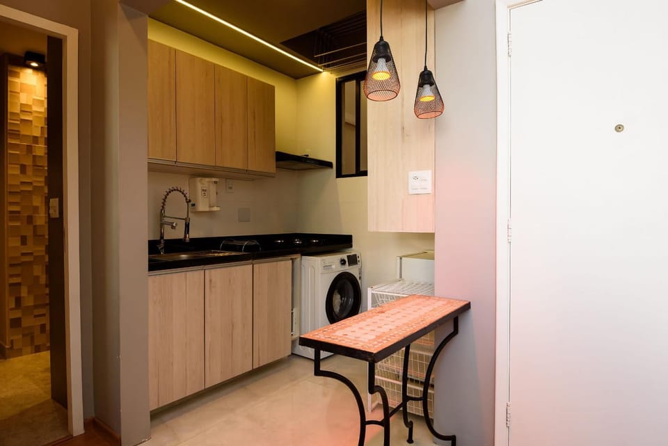 Kitchen or kitchenette, Dining area, Area and facilities, stove