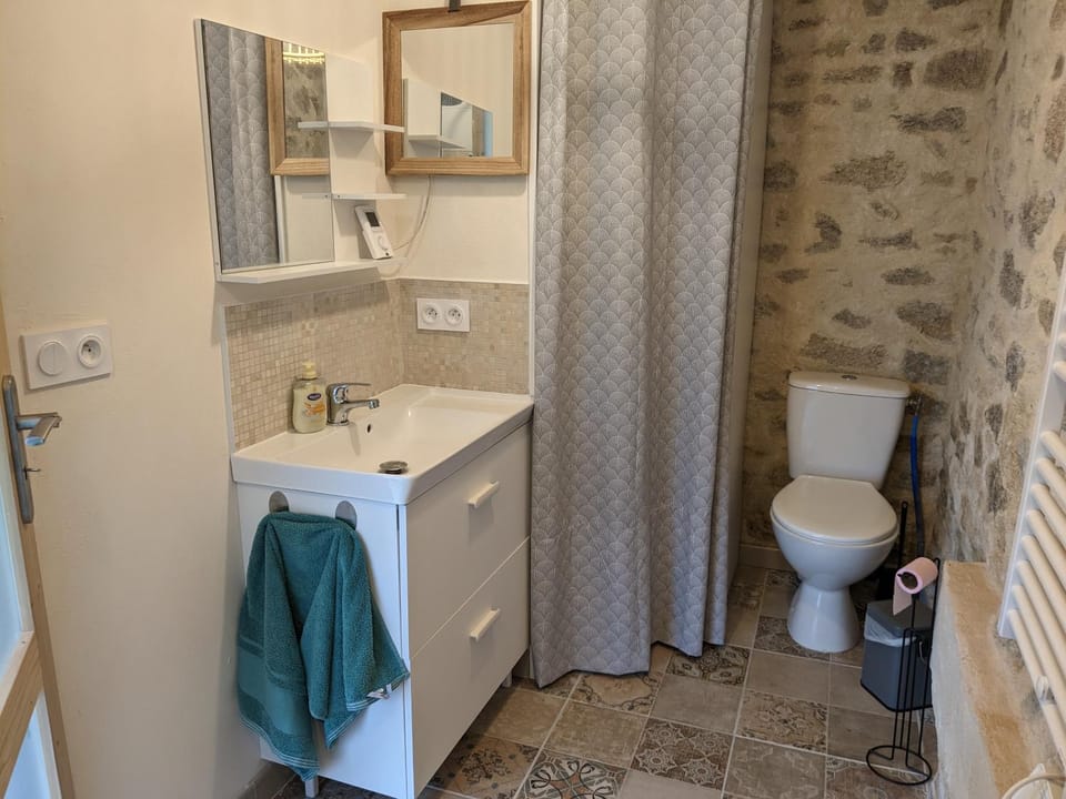 Maison de Vacances 12min du Puy du fou grand studio Apartment in Pays de la Loire