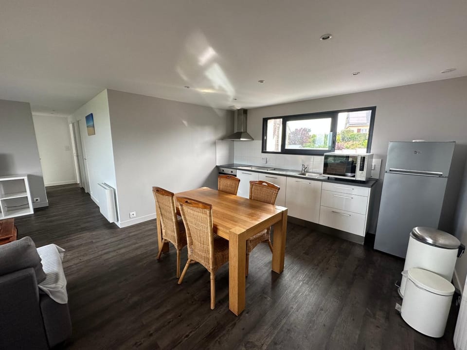 Lecrindublanccaillou Apartment in Saint-Pair-sur-Mer