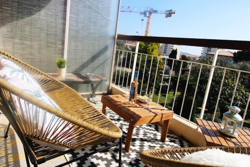 Patio, View (from property/room)