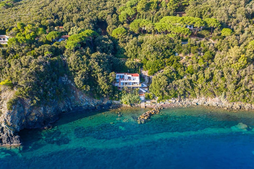 Property building, Bird's eye view, Beach, Sea view