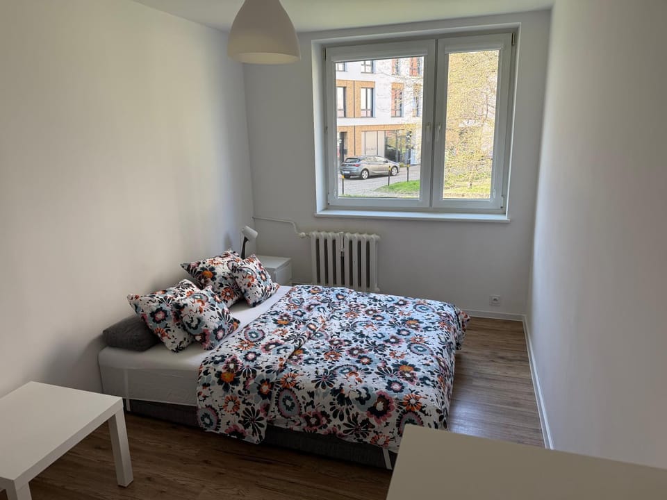 Bed, Other, Photo of the whole room, Bedroom