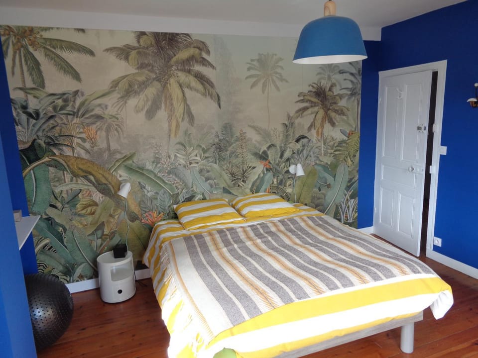 la maison blanche Bed and Breakfast in Finistere