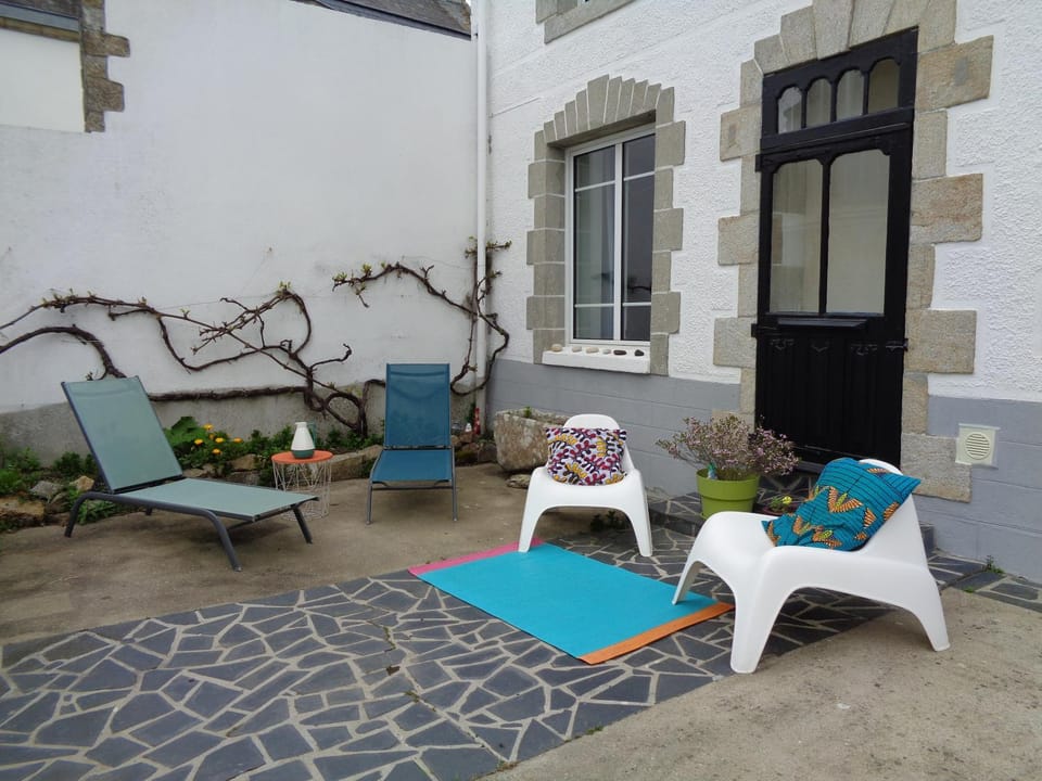 la maison blanche Bed and Breakfast in Finistere