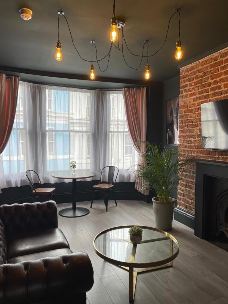 Salt Life One Bedroom Apartment Apartment in Brighton