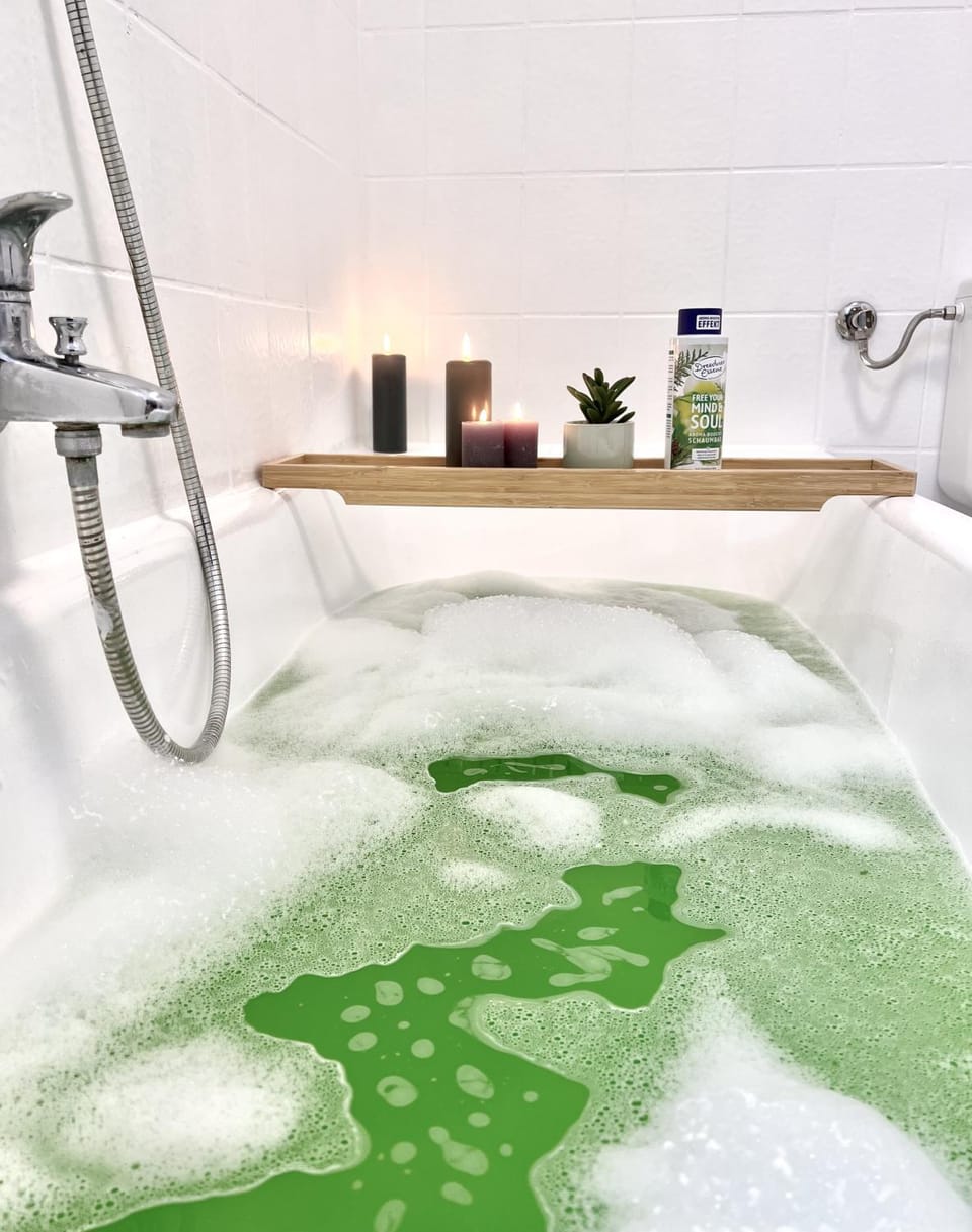 Bathroom, Bath