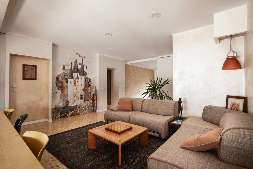 Communal lounge/ TV room, Lounge or bar