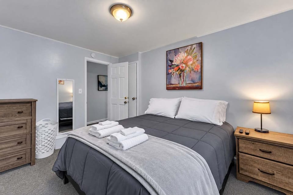 Babe Ruth Apt 2 All Star Baseball Rentals Apartment in Oneonta