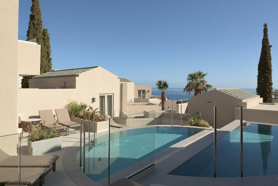 Pool view, Swimming pool