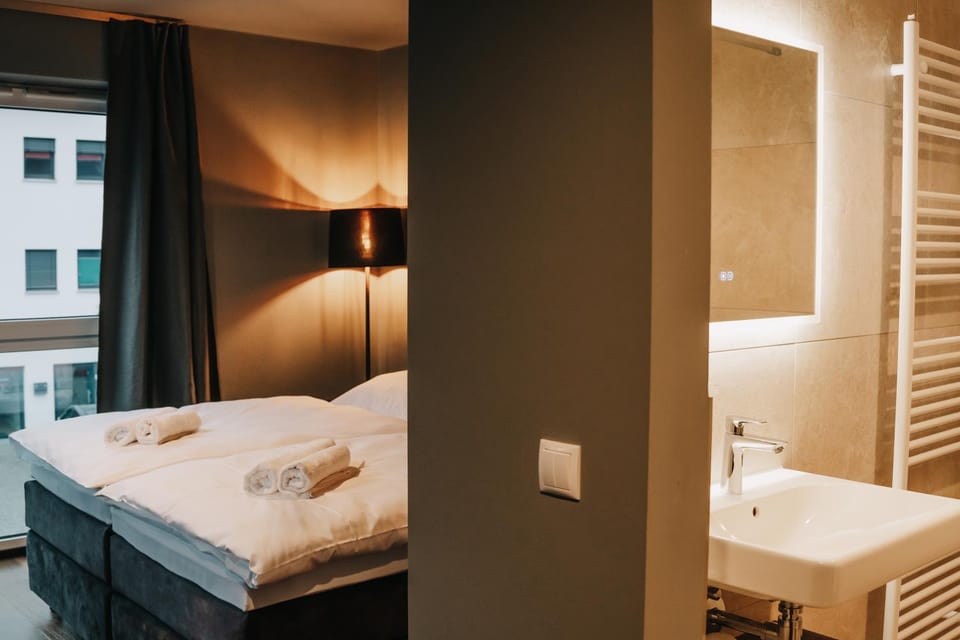 Bed, Bathroom, Photo of the whole room, towels